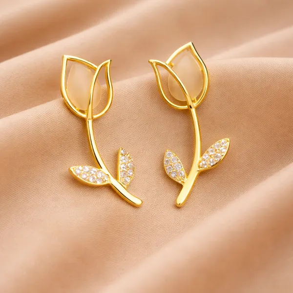 Mini_Rose_Pearl_Earring_