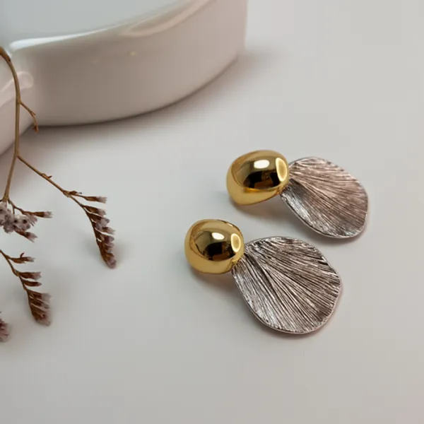 Silver_Leaf_Drop_