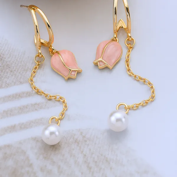 Rose_Drizzle_Pearl_Earring
