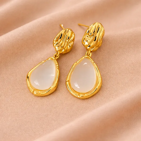 Ivory_Luxe_Studs