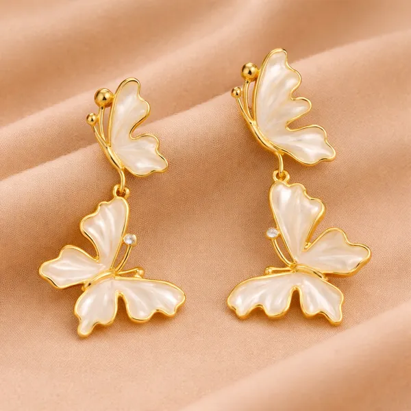 Golden_Glow_Butterfly_Earring_