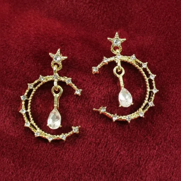 Moon_Kiss_Hoops_
