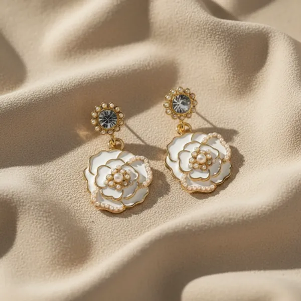 White_Grace_Flower_Earrings_