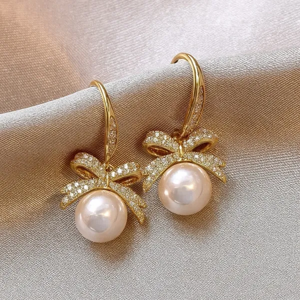 Crystal_Flower_Earrings_