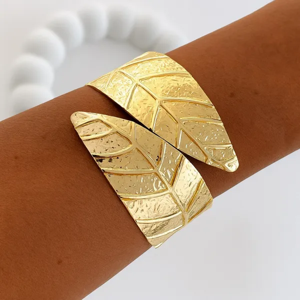 Leafy_Grace_Cuff