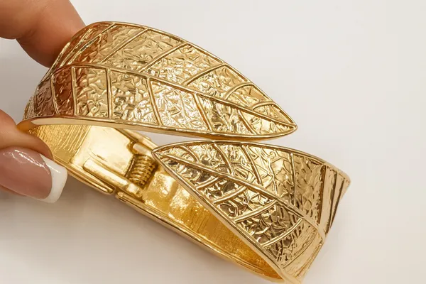 Leafy_Grace_Cuff