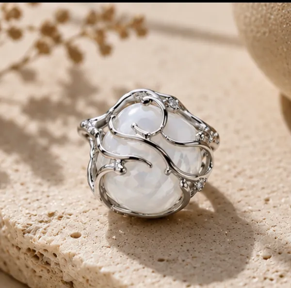 Bold_Opalstone_Ring