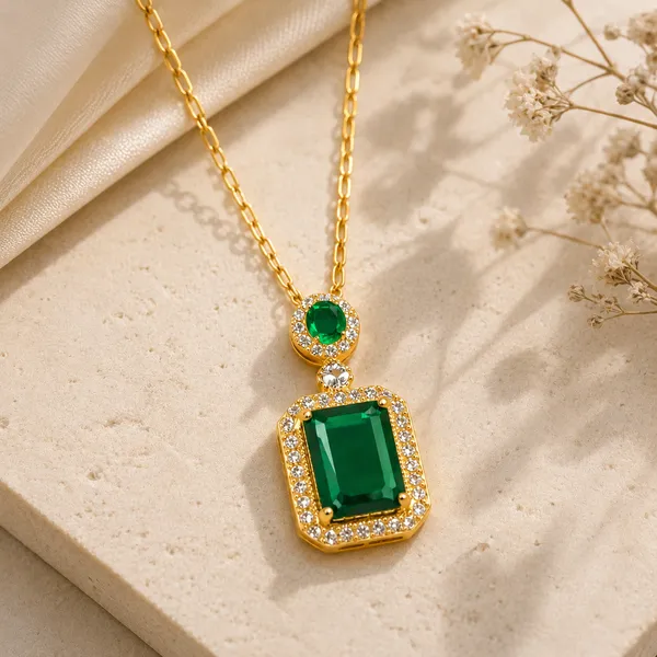 Green_Majestic_Pendant