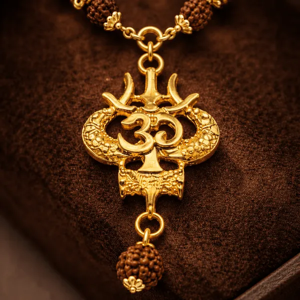 Gold_Brown_Rudraksha_Bead_Spiritual_Mala_Necklace_With_Trishul_Pendant