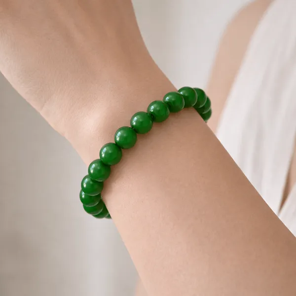 Green_Jade_Gemstone_Bead_Bracelet_For_Harmony_And_Prosperity