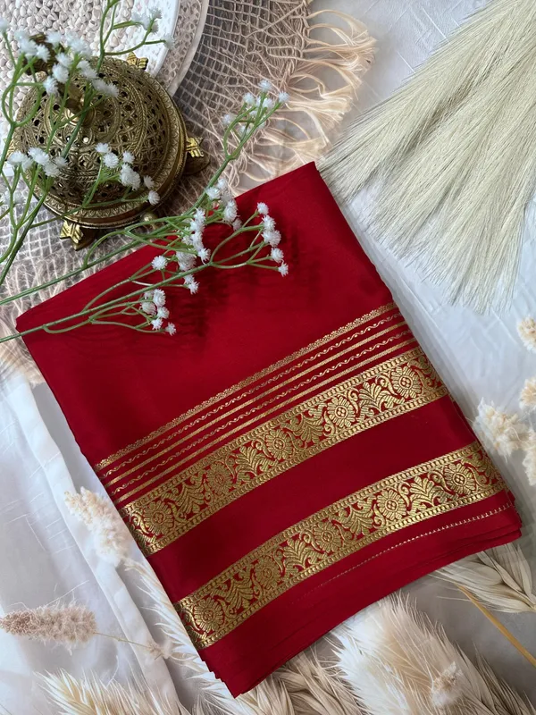 Traditional_Red_Mysore_Crepe_Soft_Silk_Zari_Border_Saree