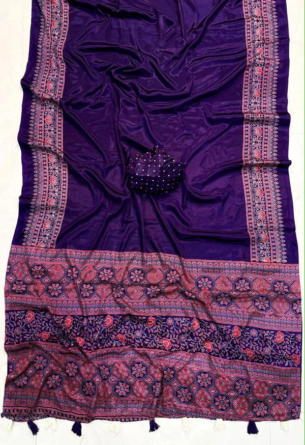 Beautiful_Purple_Crepe_Silk_Saree_with_Floral_Ajrakh_Border