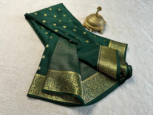 Bottel_Green_Pure_Brocade_Mysore_Silk_Saree_with_borders_&_rich_pallu