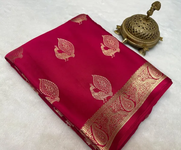 Elegant_Pink_Brocade_Mysore_Silk_Saree_Gatti_Peacock_Butta_for_wedding