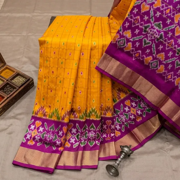 Yellow_Sea_Soft_Silk_Ikat_Patola_Border_Saree