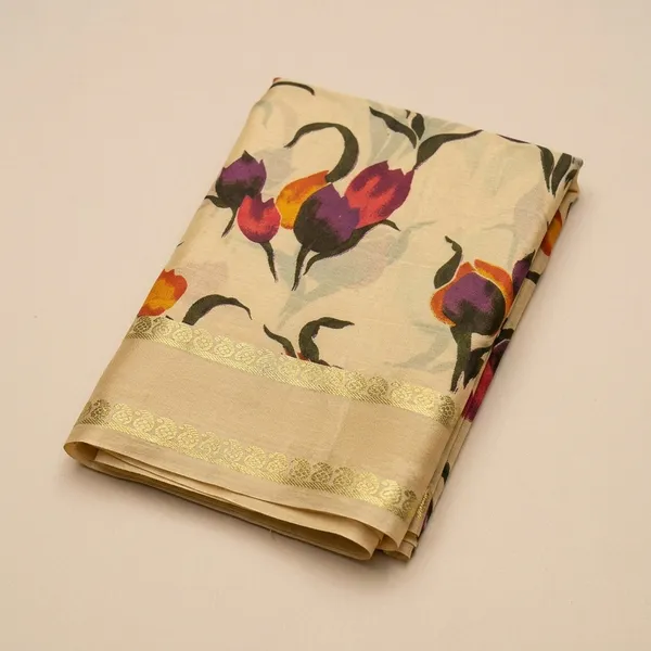 Cream_Floral_Print_Soft_Silk_Saree_With_Classic_Patta_Pallu