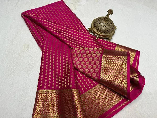 Mulberry_Pink_Traditional_Crepe_Brocade_Silk_Womens_Saree