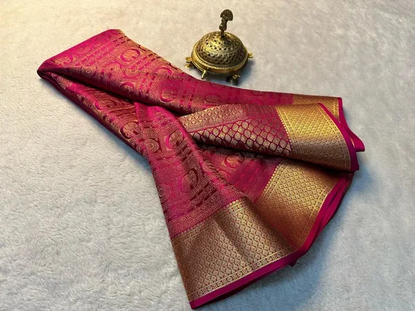 Rasberry_Rose_Pure_Mysore_Rich_Pallu_Silk_Saree_With_Golden_Zari_Work