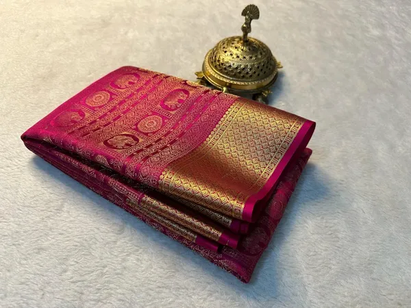 Rasberry_Rose_Pure_Mysore_Rich_Pallu_Silk_Saree_With_Golden_Zari_Work