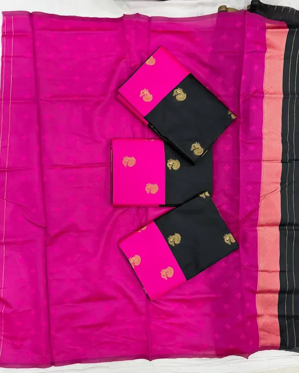 Vestigial_Black_Rich_Pallu_Silk_Saree_with_Golden_Zari_Work