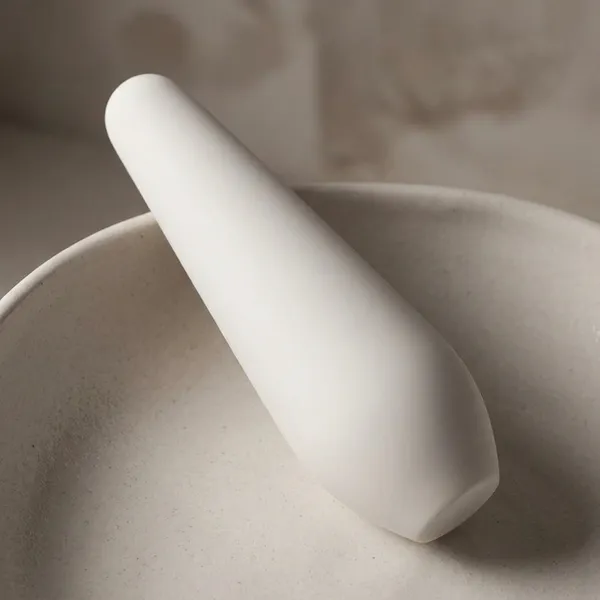 Pulse_Targeted_Personal_Body_Massager_For_Women_Massager_With_Pointed_Tip_And_5_Powerful_Intensities
