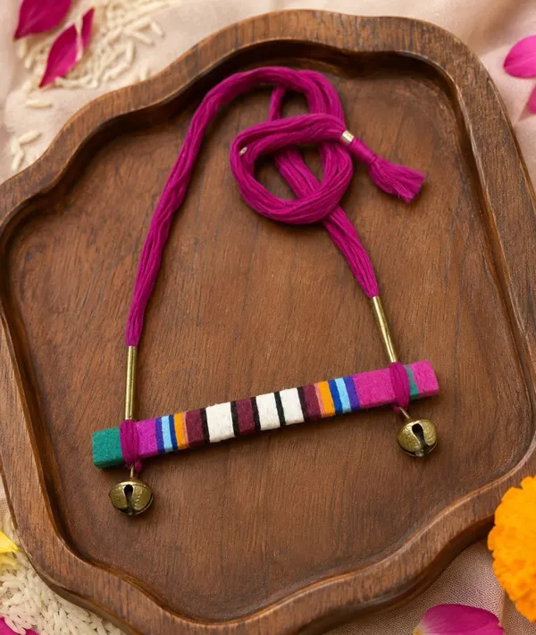Multicolor_Threads_Pendant_Necklace_For_Women