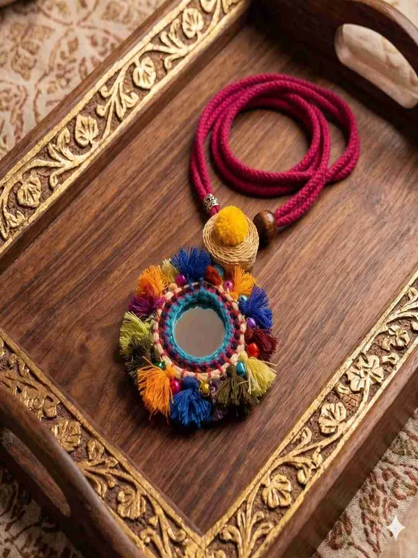 Multicolour_Threads_With_Mirror_Statement_Necklace_For_Women