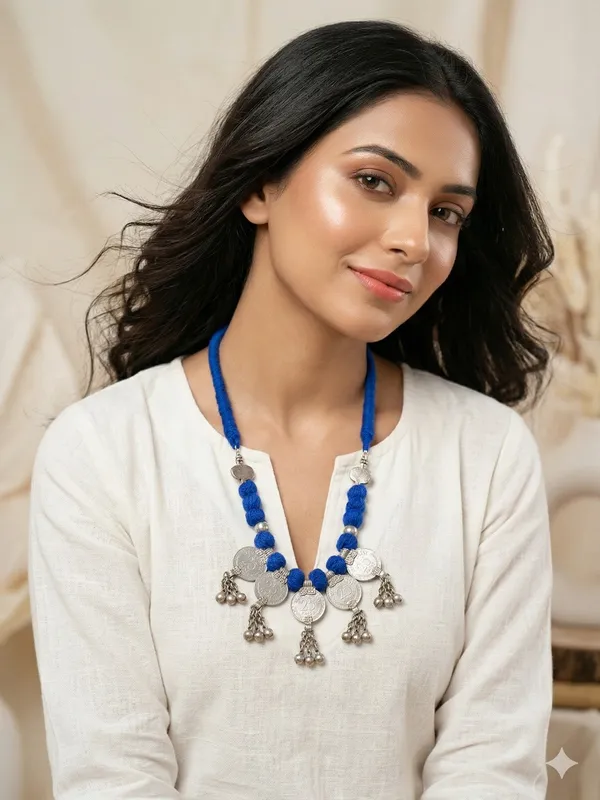 Antique_25_Paise_Coins_Necklace_With_Blue_Thread