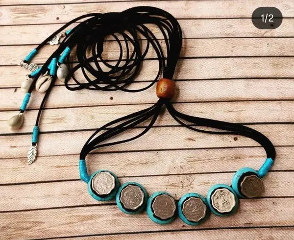 Turquoise_Beaded_Statement_Necklace_For_Women_With_Antique_Coins
