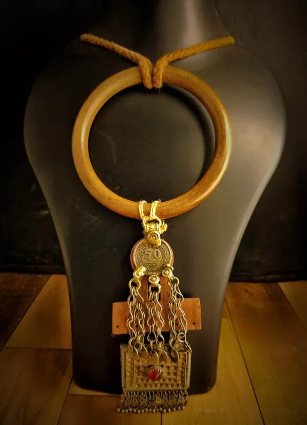 Statement_Afghani_Pendant_Necklace_For_Women