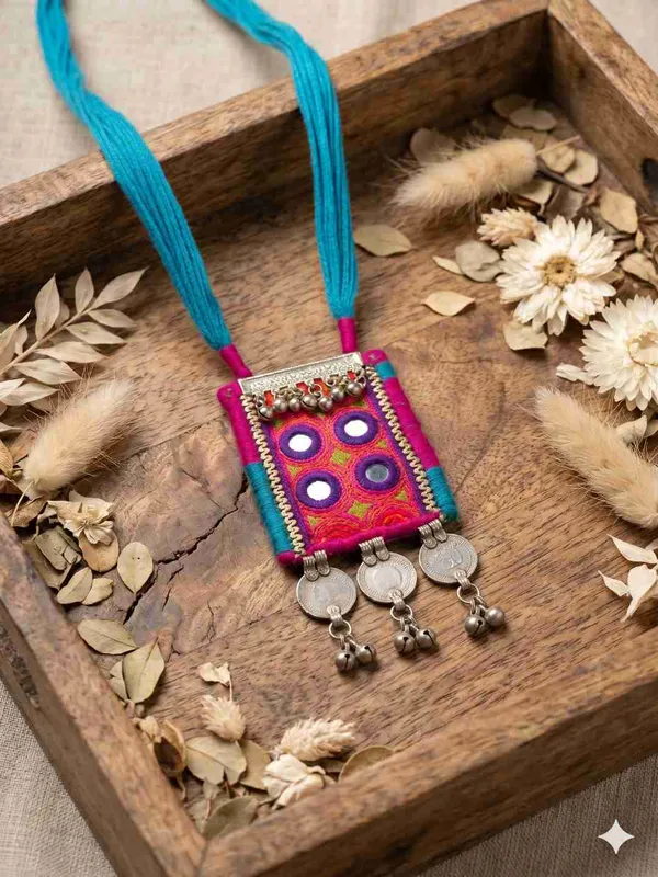 Rabari_Mirror_Patch_Necklace