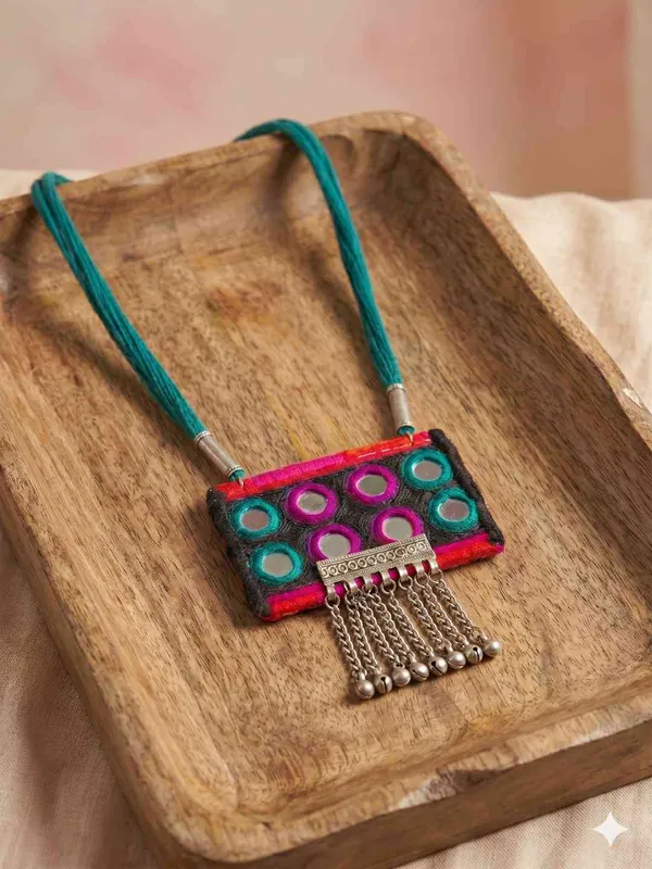 Rabari_Mirror_Patch_Necklace