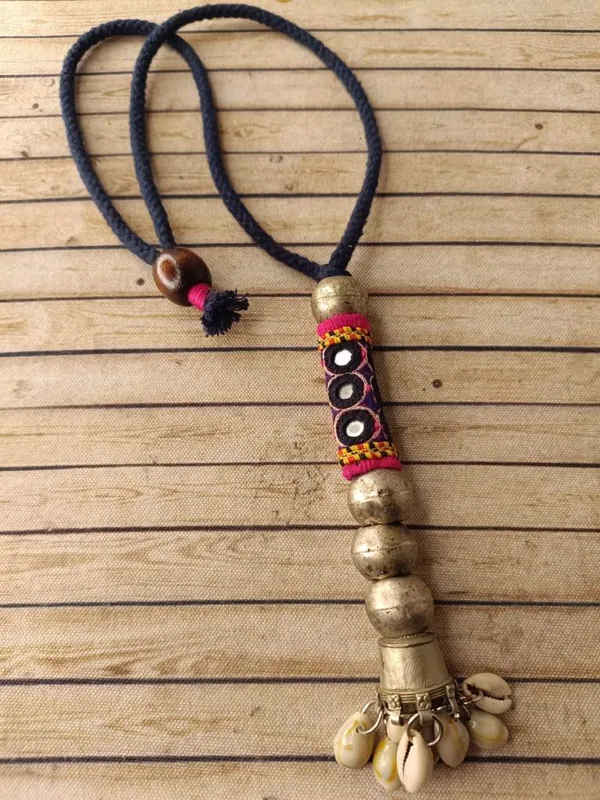 Banjara_Mirror_Patch_Necklace_With_Kowrees
