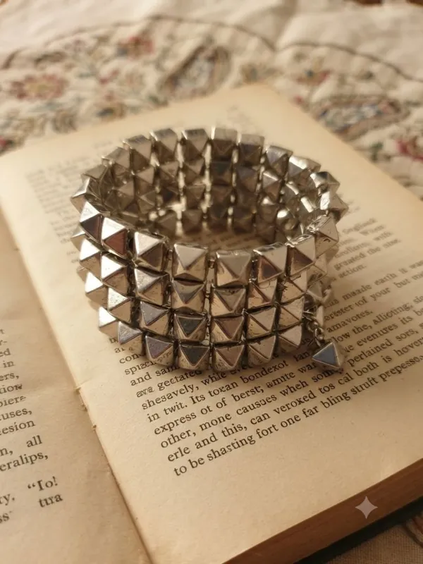 Silver_Multi_Layered_Bracelet_For_Women