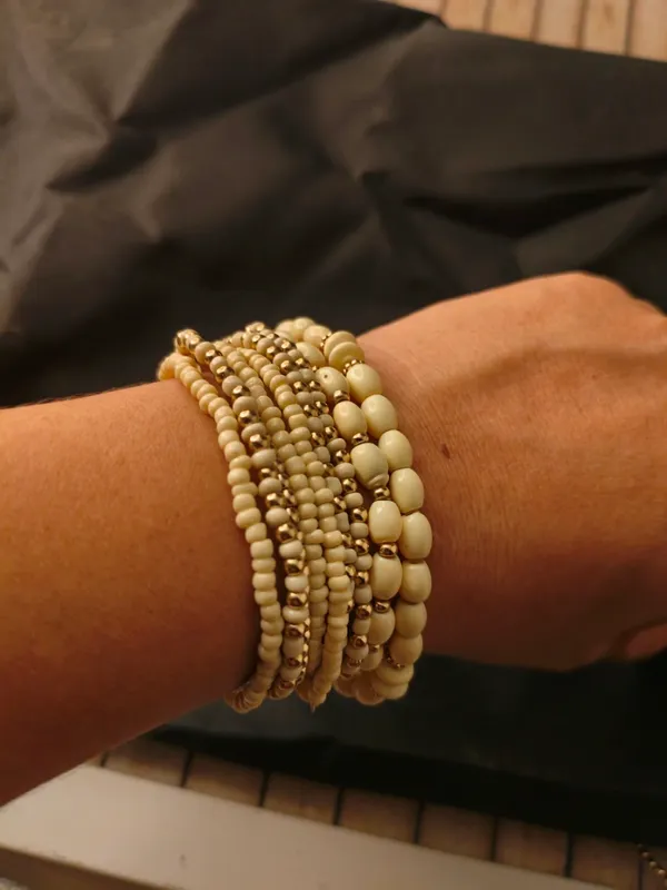 White_Multi_Layered_Small_Beads_Bracelet_For_Women