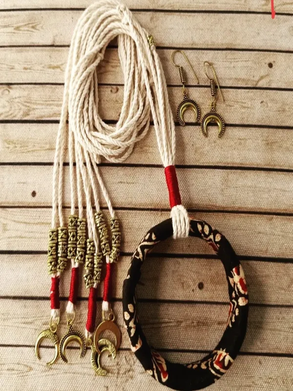 Beige_Thread_Bohemian_Necklace_And_Bracelet_Set_For_Women