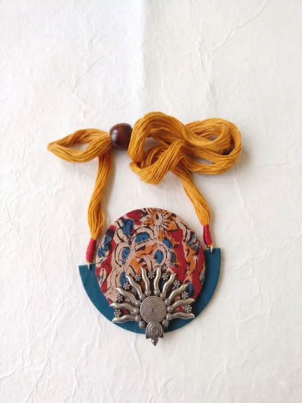 Kalamkari_Fabric_Necklace_For_Women