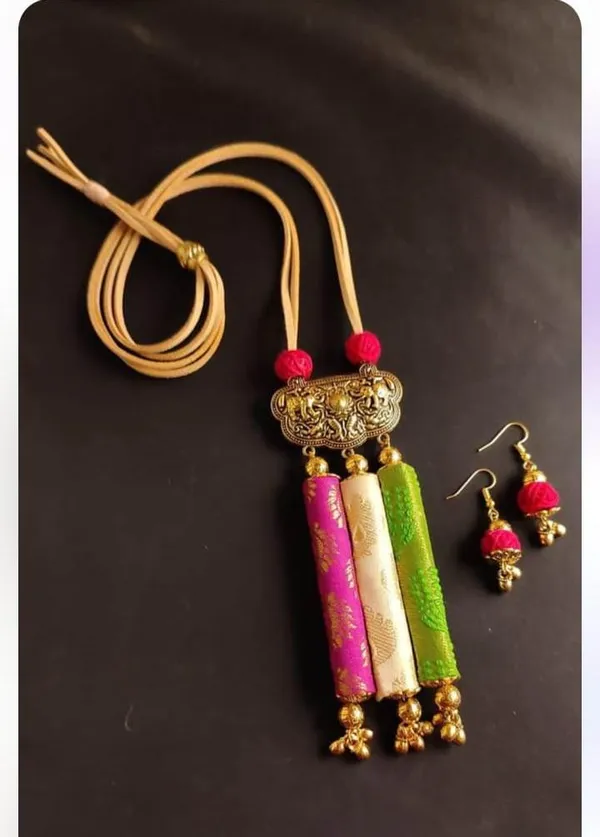 Brocade_Fabric_Statement_Necklace_For_Women