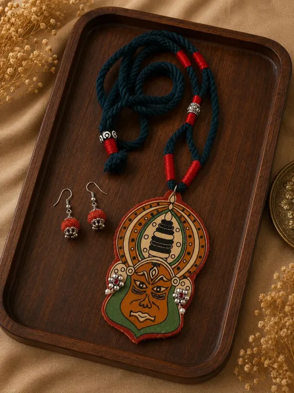 Kathakali_Face_Fabric_Pendant_Necklace_For_Women