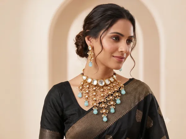 Gold-Plated_Aquamarine_Gemstone_Kundan_Layered_Choker_Set