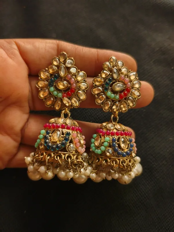 Multicolor_Kundan_Jhumka_Earrings