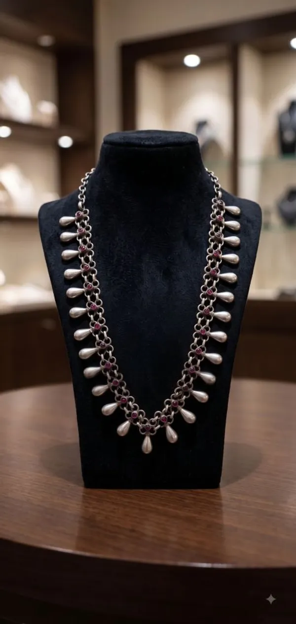 Brass_Metal_Long_Necklace_For_Women