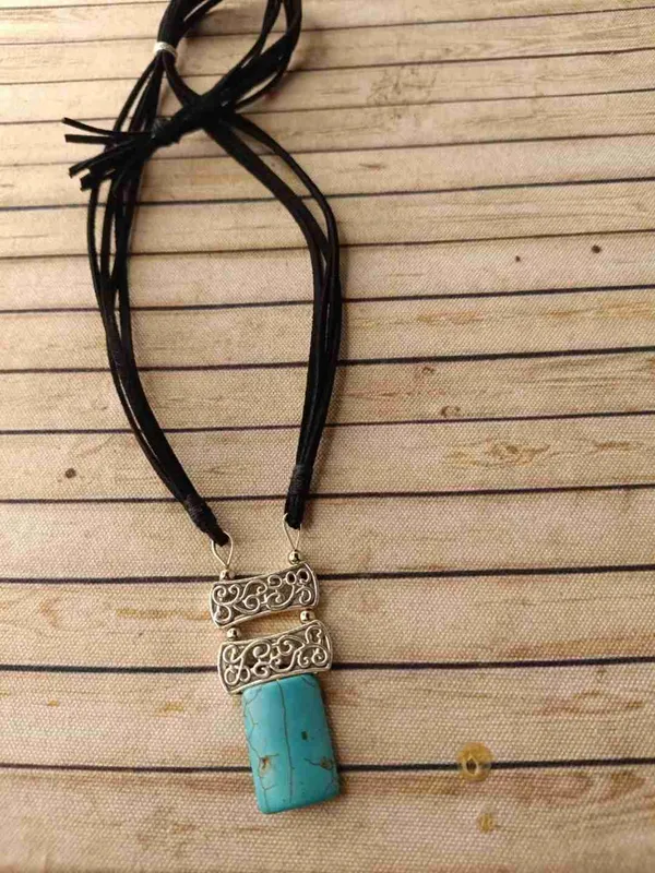 Daily_Wear_Minimalist_Necklace