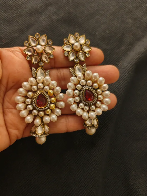 Oxidized_Silver-Plated_Floral_Kundan_Long_Necklace_Set_with_Red_Center_Stone