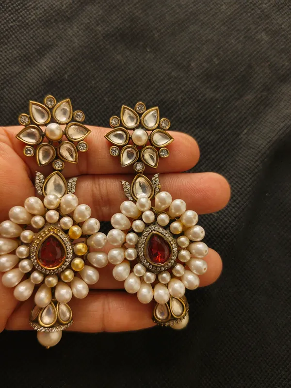 Oxidized_Silver-Plated_Floral_Kundan_Long_Necklace_Set_with_Red_Center_Stone