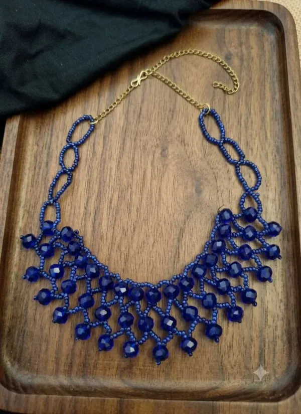 Blue_Beaded_Bib_Necklace_For_Women