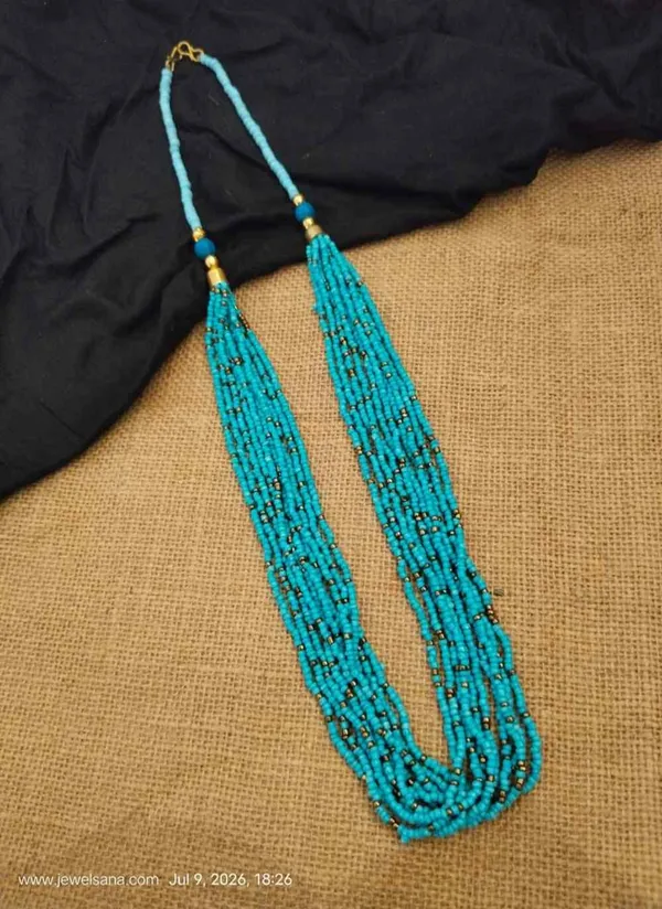 Turquoise_Beaded_Multi-Strand_Necklace_For_Women