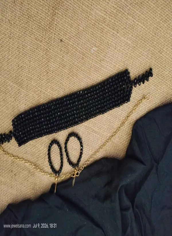 Black_Beaded_Choker_Necklace_For_Women