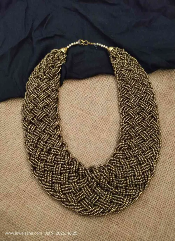 Antique_Gold_Beaded_Statement_Necklace_For_Women