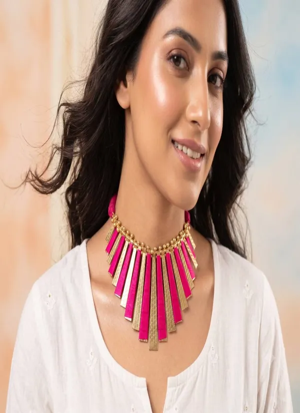 Pink_Rope_Metal_Statement_Necklace_For_Women